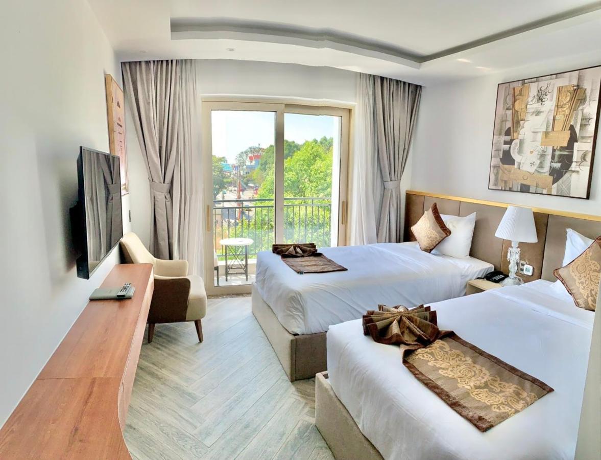 Ngon Avatar Hotel 플레이쿠 외부 사진